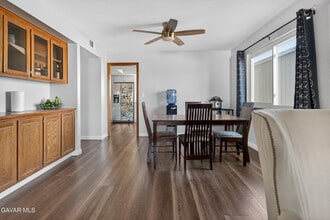 41537 Poplar Cir in Palmdale, CA - Building Photo - Building Photo