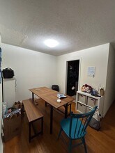 205 Sunrise Ln in Chapel Hill, NC - Building Photo - Building Photo