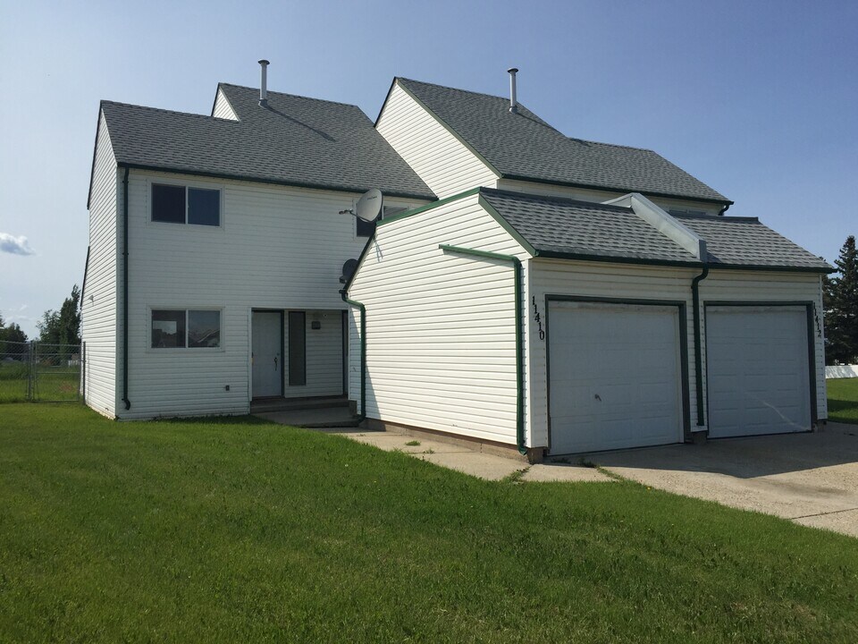 11410-1189A 89a St in Fort St John, BC - Building Photo