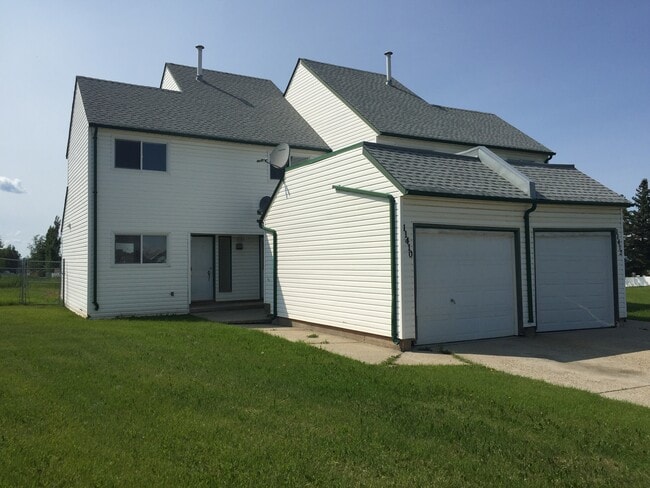 property at 11410-1189A 89a St