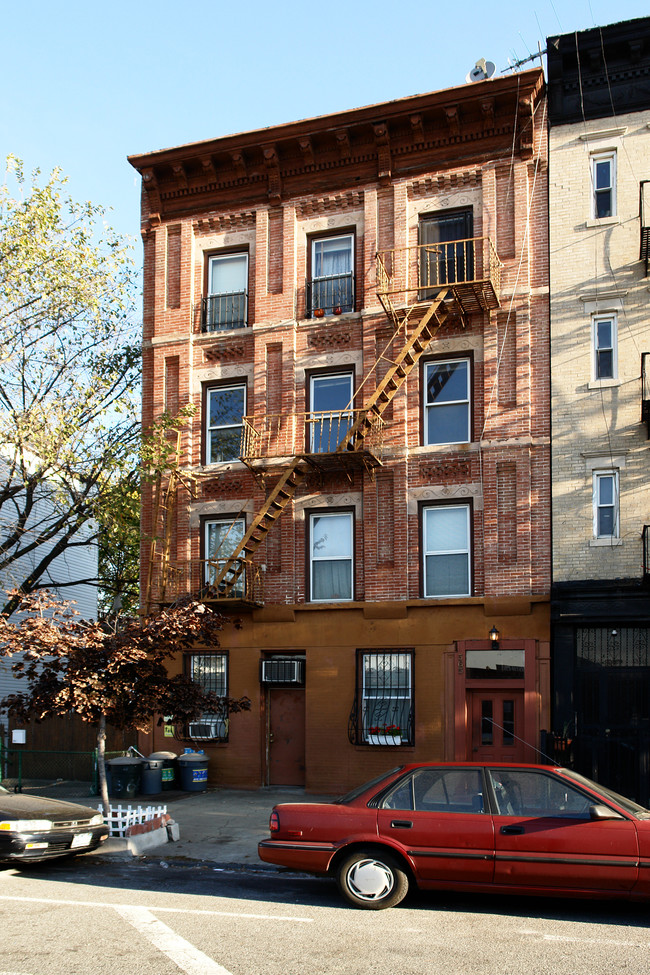 565 Union St in Brooklyn, NY - Foto de edificio - Building Photo