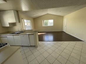 7642-7652 Crescent Ave in Buena Park, CA - Building Photo - Building Photo