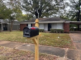 5240 Bitter Creek Dr in Memphis, TN - Building Photo