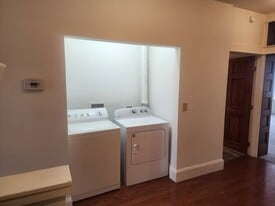 2207 Market St in Wheeling, WV - Building Photo