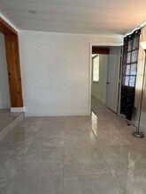 4350 NE 6th Ave in Deerfield Beach, FL - Foto de edificio - Building Photo