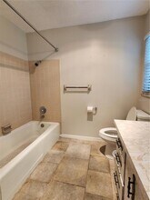 30492 Park Ridge Dr in Brooksville, FL - Foto de edificio - Building Photo