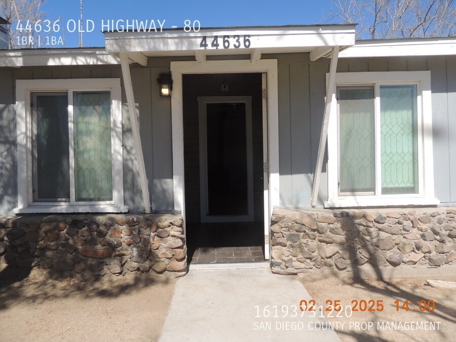 44636 Old Hwy Rd in Jacumba, CA - Building Photo