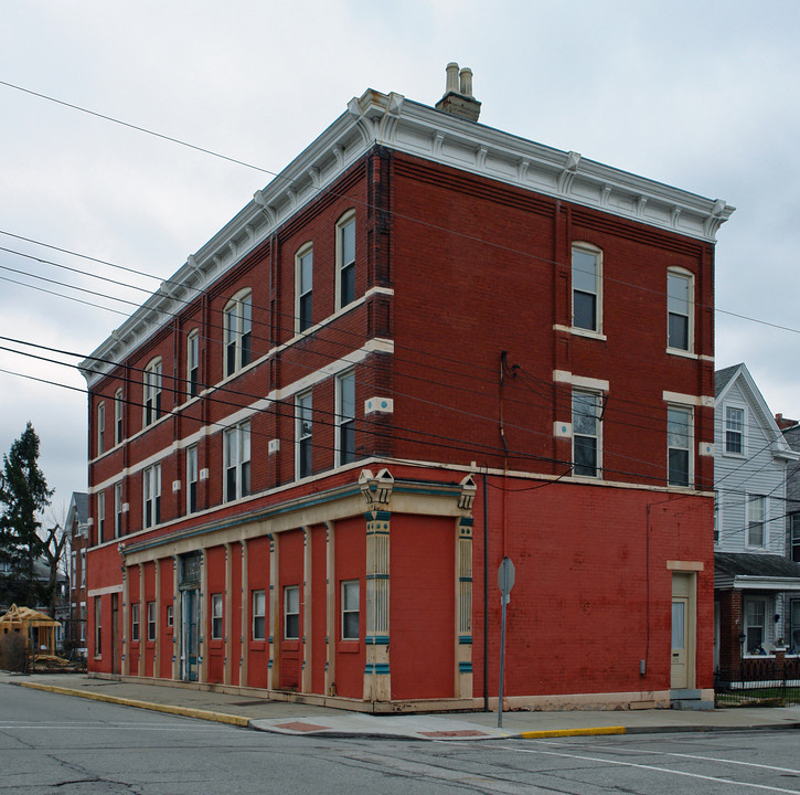 617 Poplar St in Bellevue, KY - Building Photo