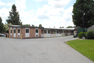 Strasburg Haus Apartments in Shrewsbury, PA - Building Photo - Building Photo