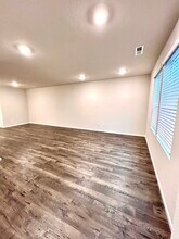 10407 NE 119th Ave in Vancouver, WA - Building Photo - Building Photo