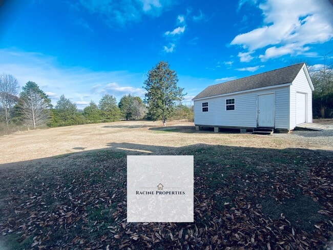 16089 SC-101 in Gray Court, SC - Building Photo - Building Photo