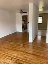 85 Village Green Way in Hazlet, NJ - Building Photo - Building Photo