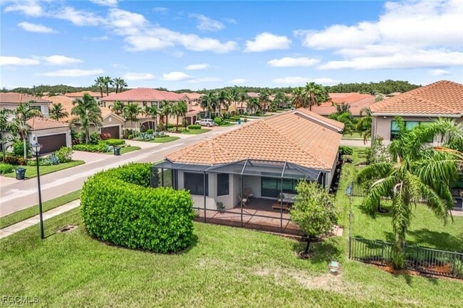 11502 Meadowrun Cir in Ft. Myers, FL - Building Photo - Building Photo