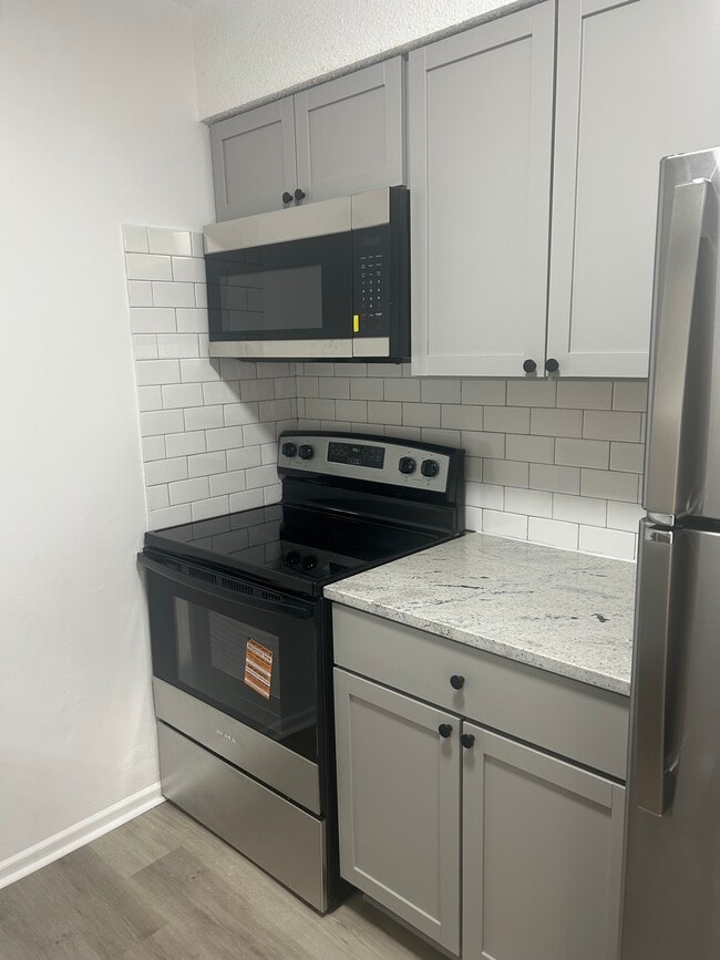 property at 3803 NE Colonial Dr