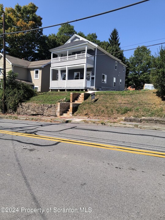 89 Canaan St in Carbondale, PA - Building Photo