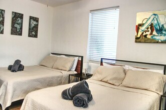 329 Madison St in Hollywood, FL - Building Photo - Building Photo