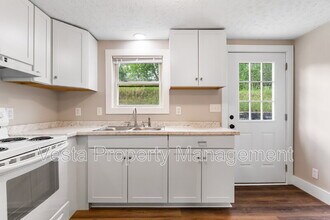 26 Reid St in Marion, NC - Building Photo - Building Photo