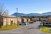 506 S 2nd Ave in Chatsworth, GA - Foto de edificio - Building Photo