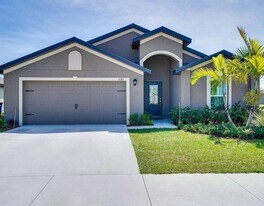5361 Imagination Dr in Fort Pierce, FL - Building Photo