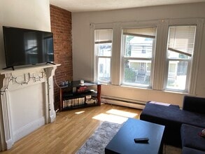 64 Murdock St, Unit 2 in Boston, MA - Building Photo - Building Photo