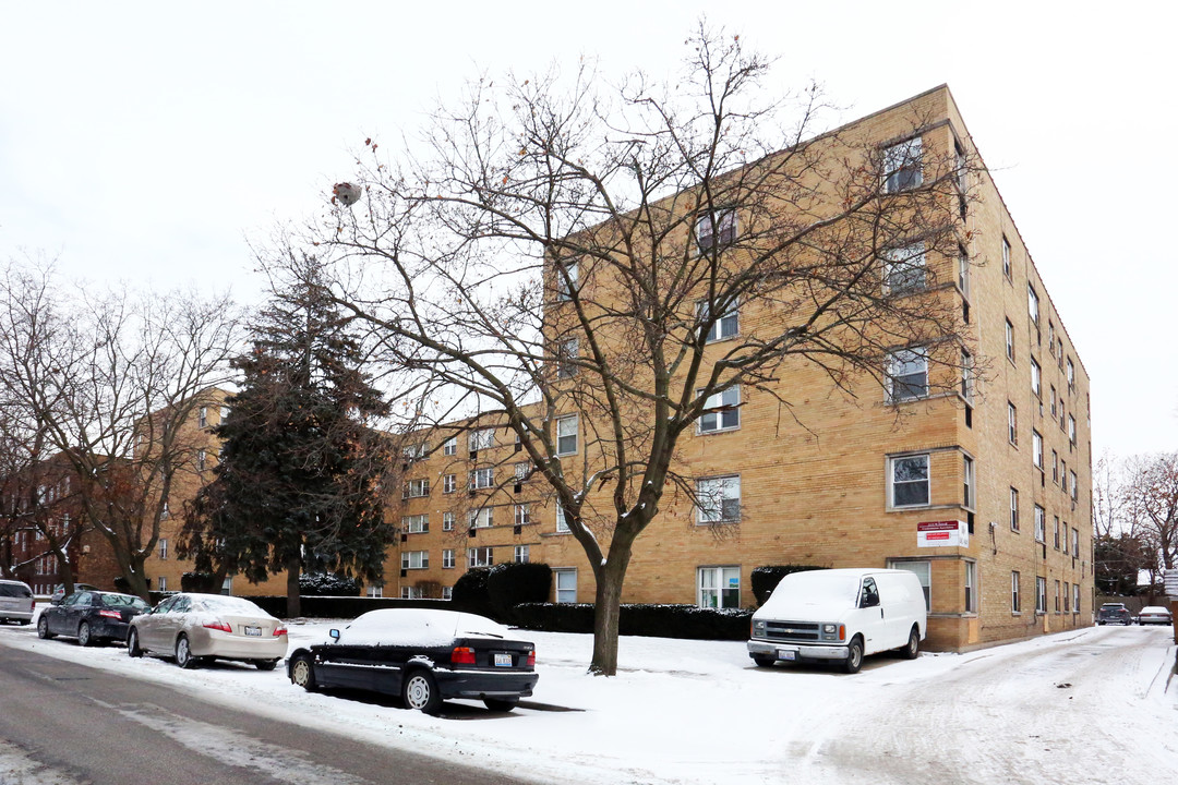 2125 W Farwell Ave in Chicago, IL - Foto de edificio