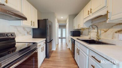 5008 Alamo Ct in Raleigh, NC - Building Photo - Building Photo