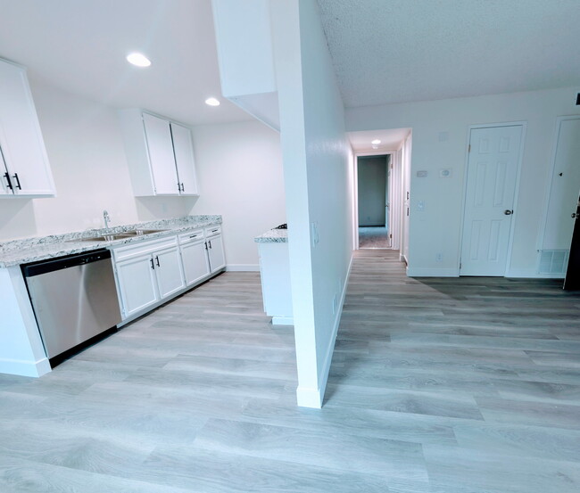 Parc Mountain View Apartments