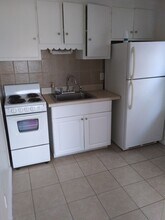 318 16th St, Unit 1 in Virginia Beach, VA - Building Photo - Building Photo
