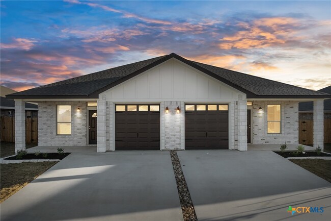 property at 5212 Rose Gdn Lp
