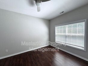 204 Straywhite Ave in Apex, NC - Building Photo - Building Photo