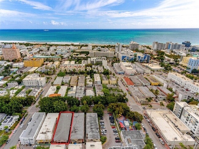 644 Meridian Ave, Unit 2 in Miami Beach, FL - Building Photo - Building Photo
