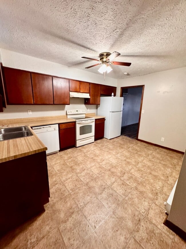 4648 Forest Ridge Dr in Nashville, TN - Building Photo - Building Photo