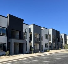 The Cove in Phoenix, AZ - Building Photo