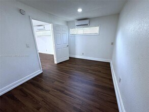 1025 NW 7th Ave in Fort Lauderdale, FL - Building Photo - Building Photo