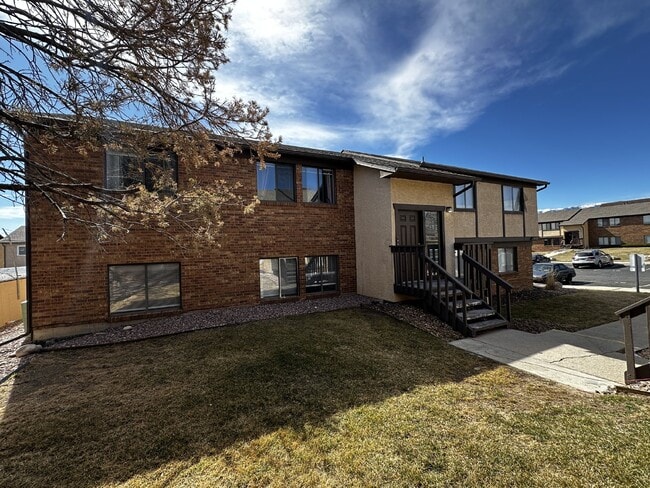 2629 E Uintah St in Colorado Springs, CO - Building Photo - Building Photo