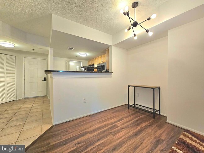property at 1001 N Vermont St