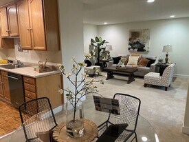 9025 Alcosta Blvd in San Ramon, CA - Building Photo