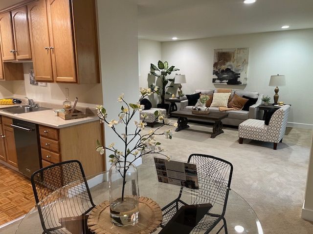 9025 Alcosta Blvd in San Ramon, CA - Building Photo