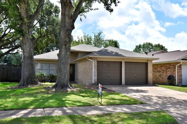 2910 Walnut Springs Dr in Katy, TX - Building Photo - Building Photo