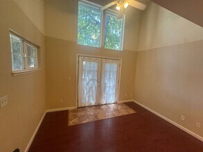 2083 5th St in Davis, CA - Building Photo - Building Photo