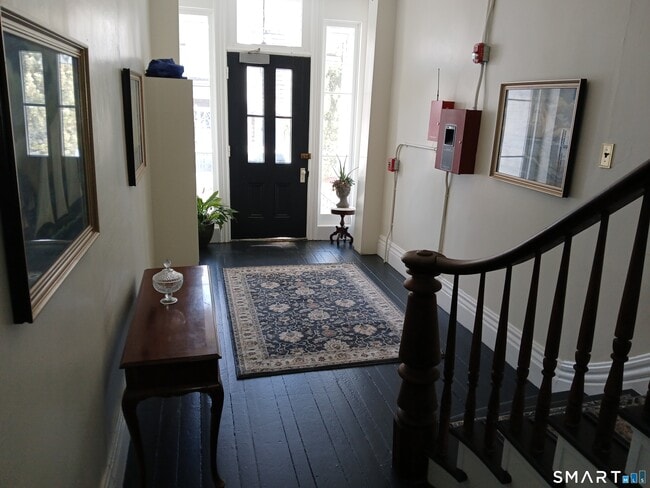 property at 117 Water St