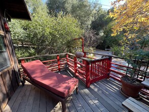 21513 Highvale Trl in Topanga, CA - Building Photo - Building Photo