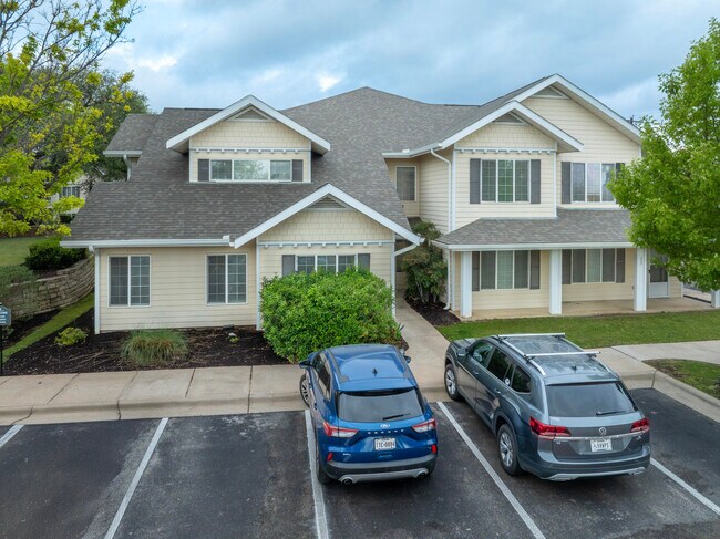 Asher Point in Round Rock, TX - Building Photo - Building Photo