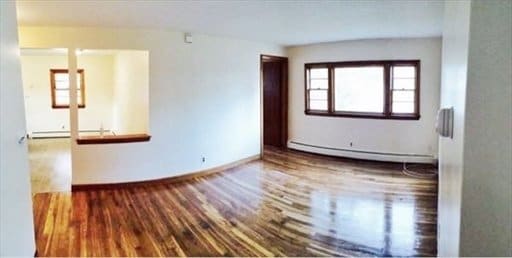 244 Metropolitan Ave in Boston, MA - Building Photo - Building Photo