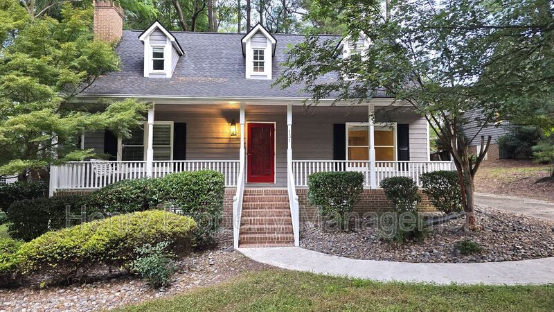131 Gold Meadow Dr in Cary, NC - Building Photo