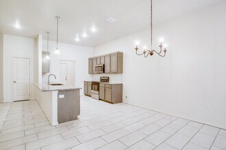 1706 Corpus Ave in Wolfforth, TX - Building Photo - Building Photo