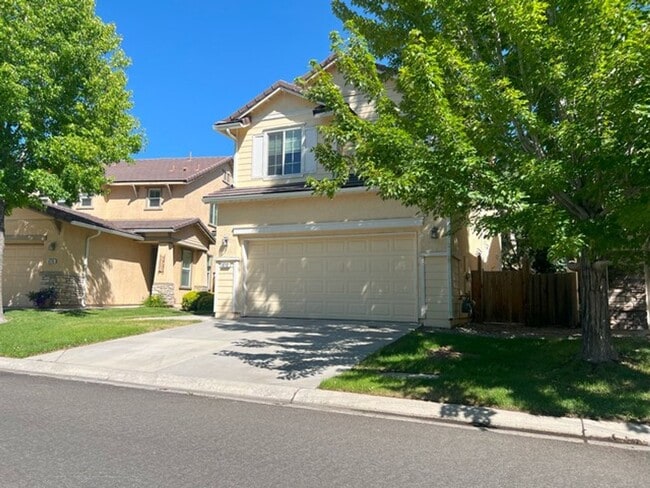 property at 6712 Altesino Dr