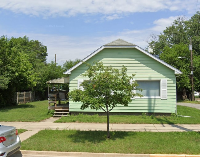 512 E 8th St in Michigan City, IN - Building Photo - Building Photo