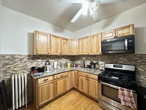6302 N Glenwood Ave in Chicago, IL - Building Photo - Building Photo