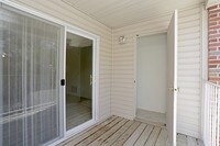 Deerfield Apartments photo'